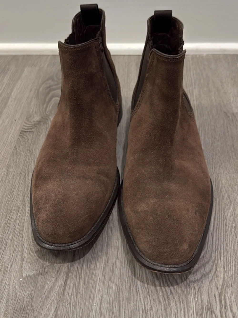 Johnston & Murphy men suede